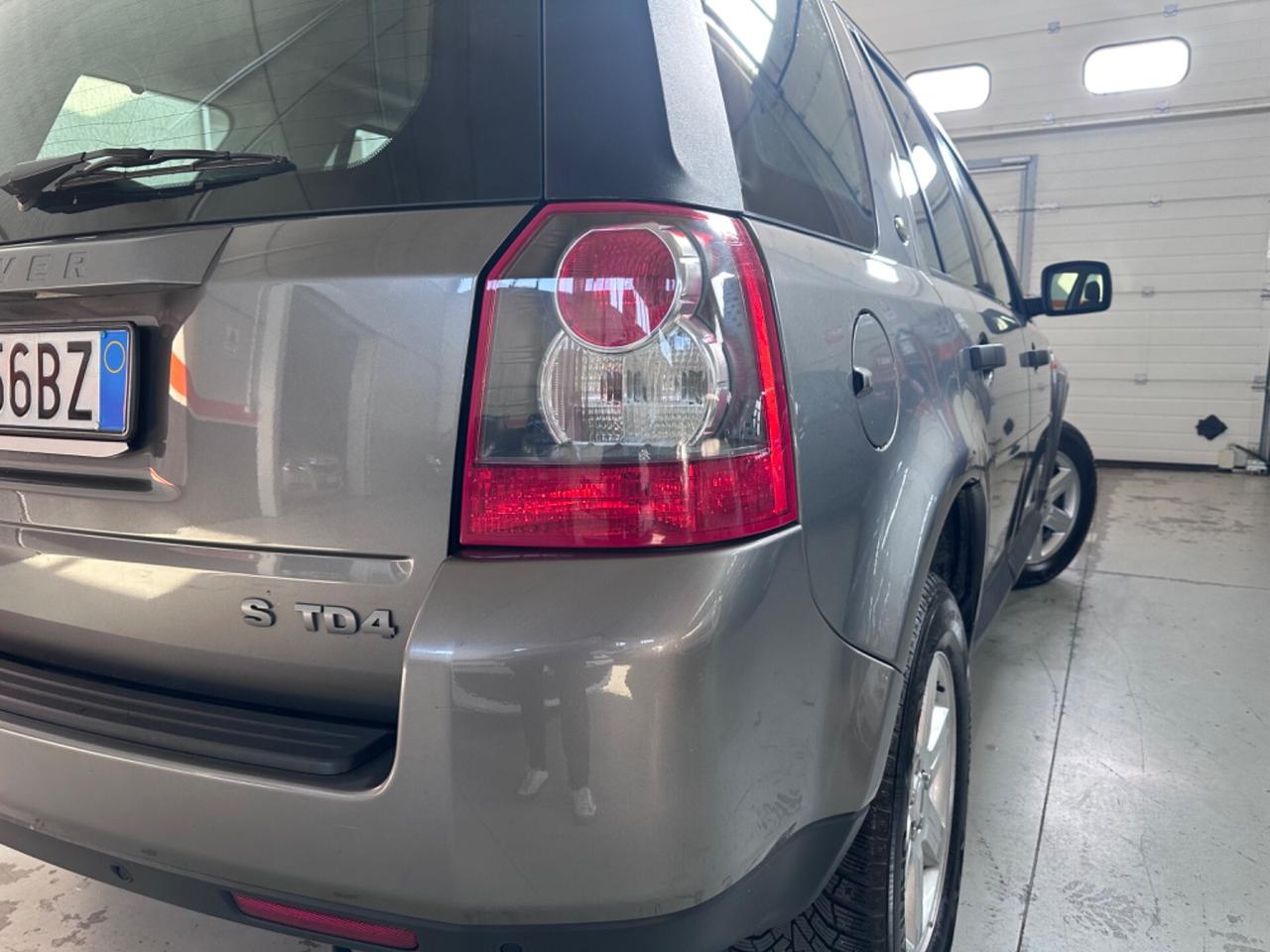 Land Rover Freelander 2.2 TD4