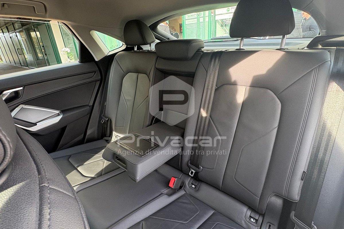 AUDI Q3 SPB 35 TDI Business Plus