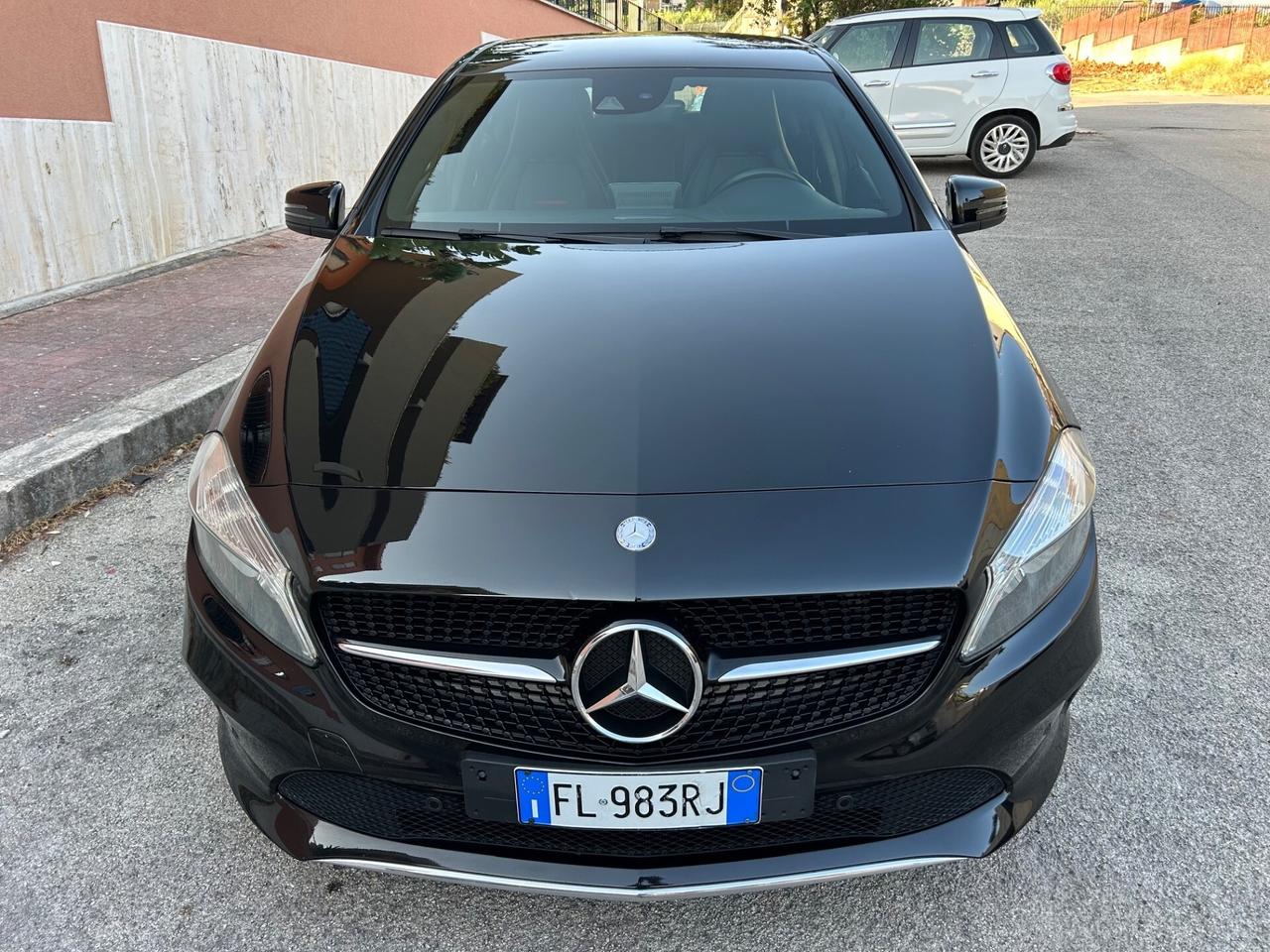 Mercedes-benz A 180 A 180 d Sport strafull !!!’nn