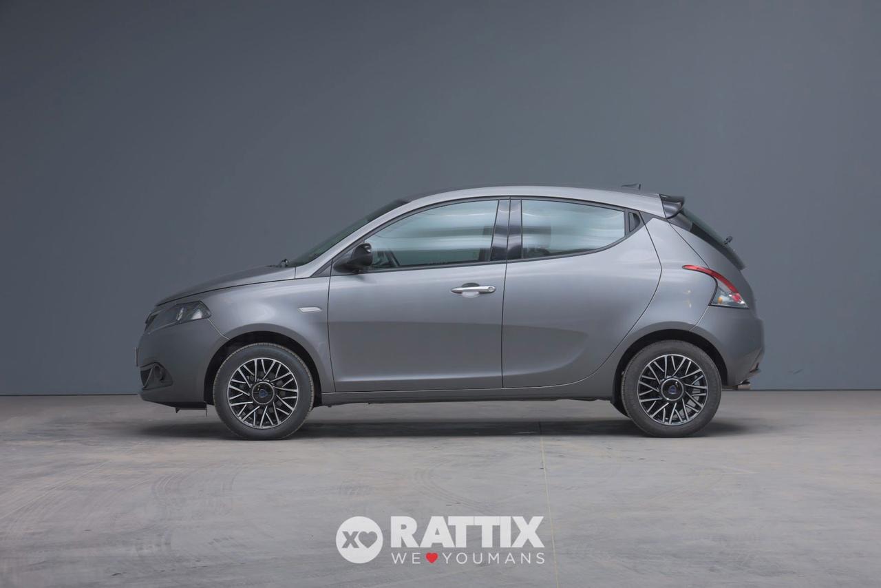 Lancia Ypsilon 1.0 Firefly Hybrid 70CV Platino