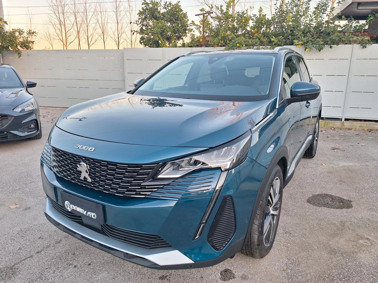 Peugeot 3008 BlueHDi 130 EAT8 Allure Pack Nav+Retrocam GARANZIA 2 ANNI