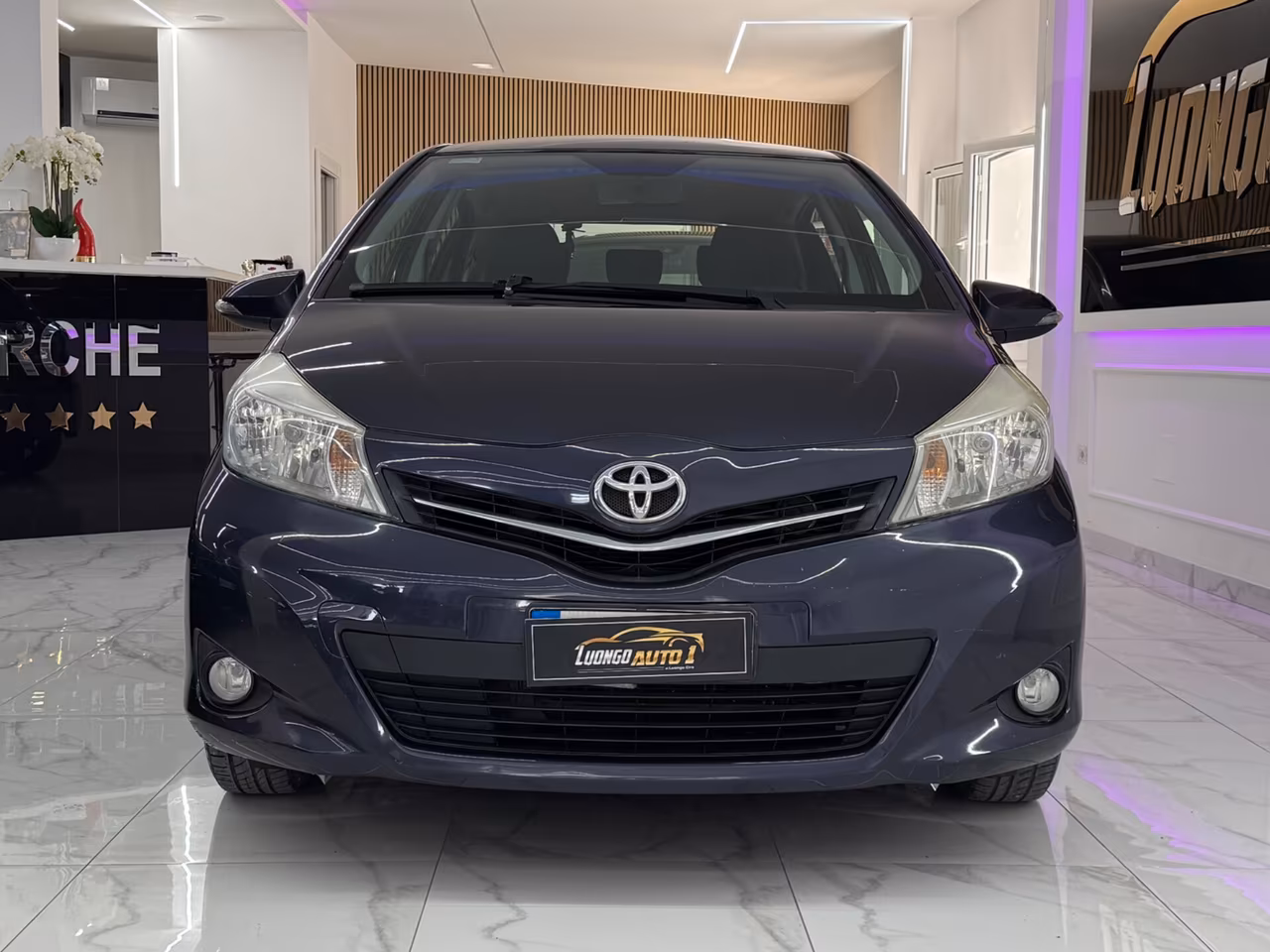 Toyota Yaris 1.0 Lounge Full Opt