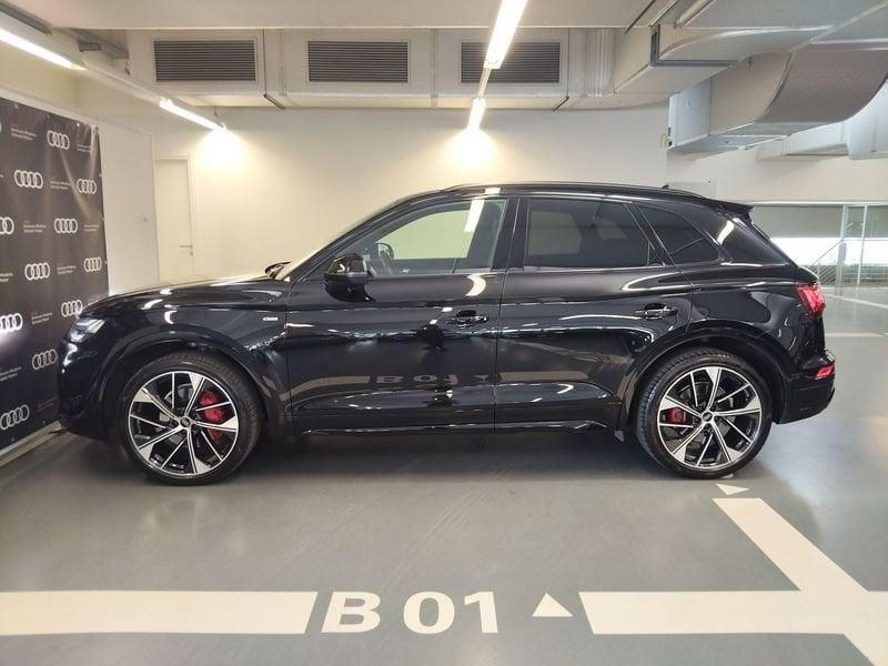 Audi Q5 Q5 40 2.0 tdi mhev 12V Identity Black quattro s-tronic