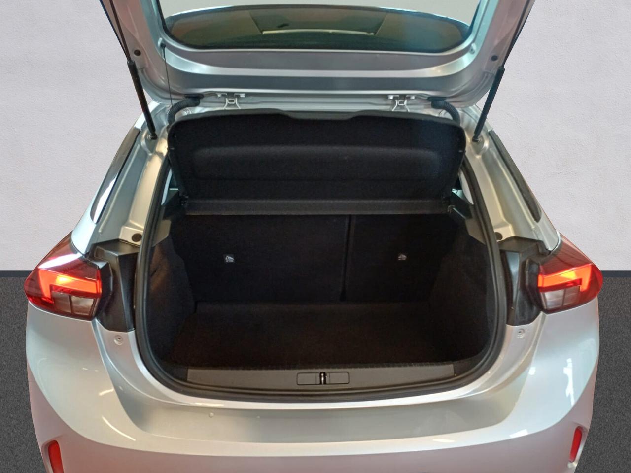 Opel Corsa 1.2 Edition | da €146,00 al mese