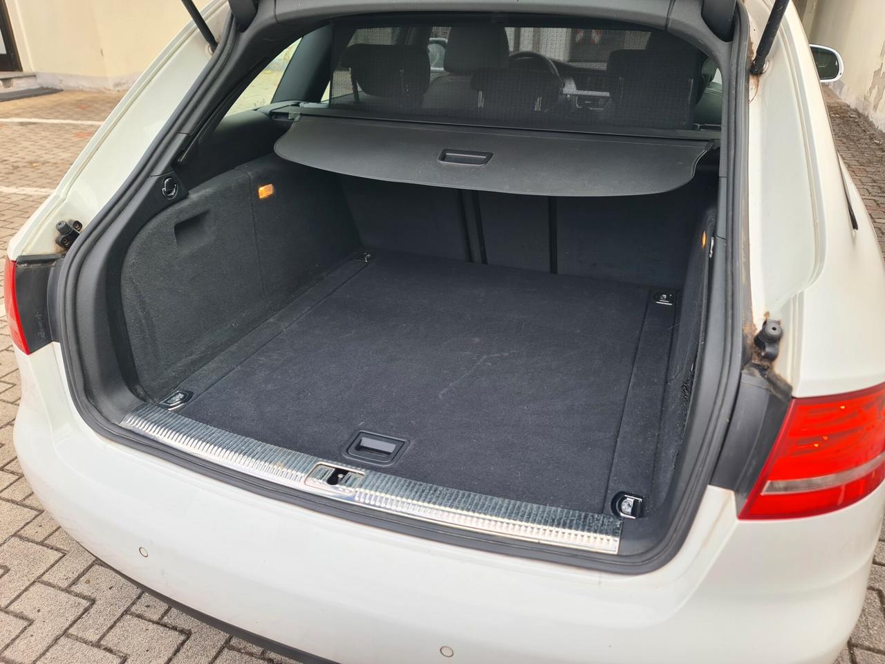 Audi A4 Avant 2.0 TDI 143CV S-Line