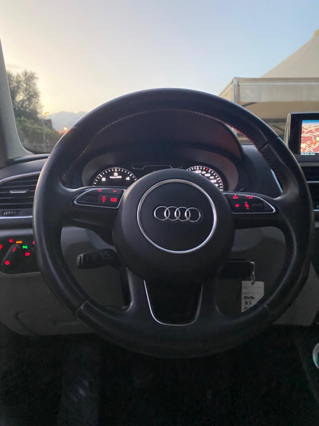 Audi Q3 2.0 TDI S Line 12/2013 manuale