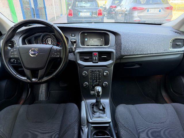 VOLVO V40 1.6 D2 114CV KINETIK POWERSHIT CAMBIO AUTOMATICO