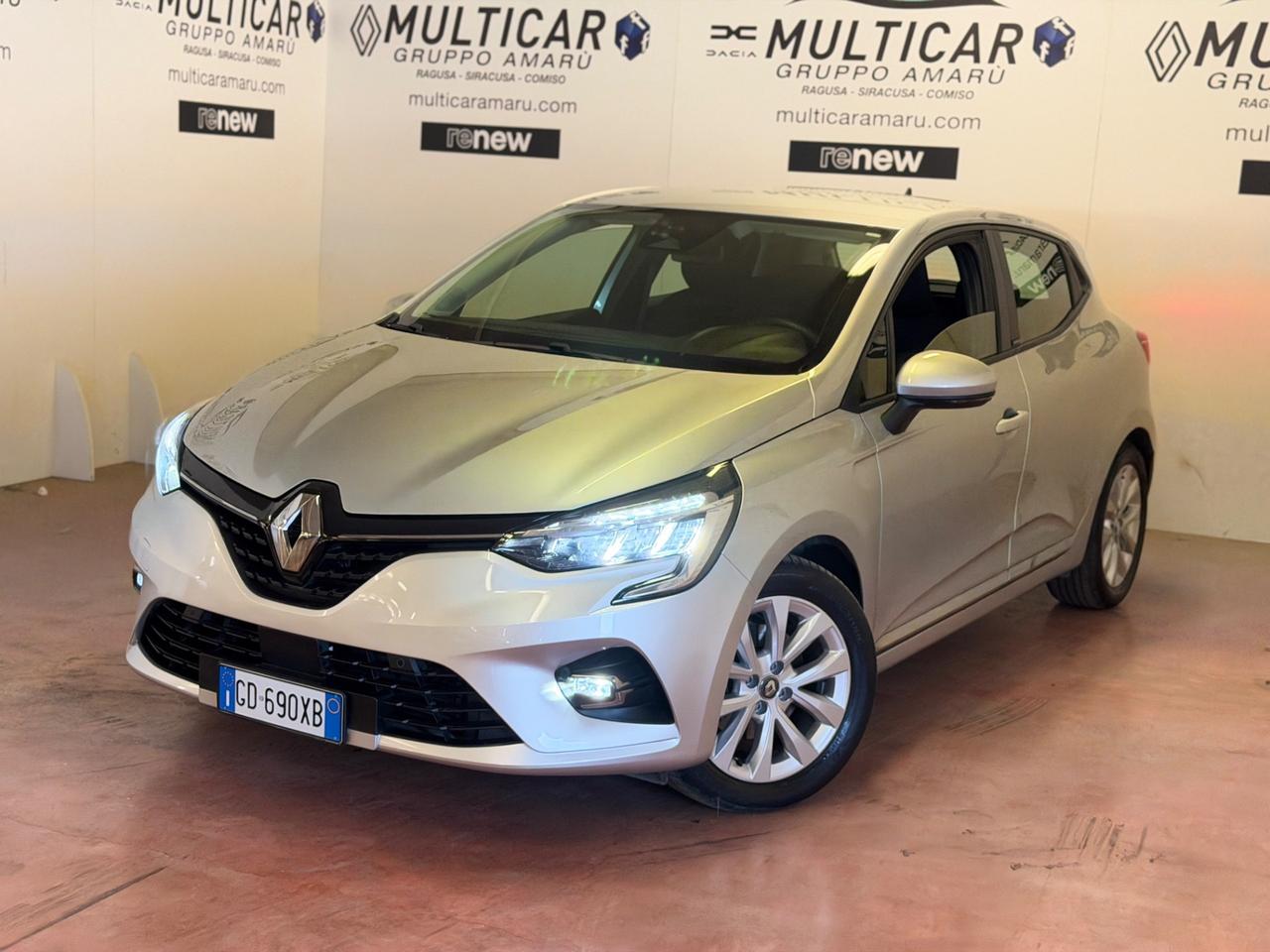 Renault Clio Full Hybrid E-Tech 140 CV Zen solo 14.000 km