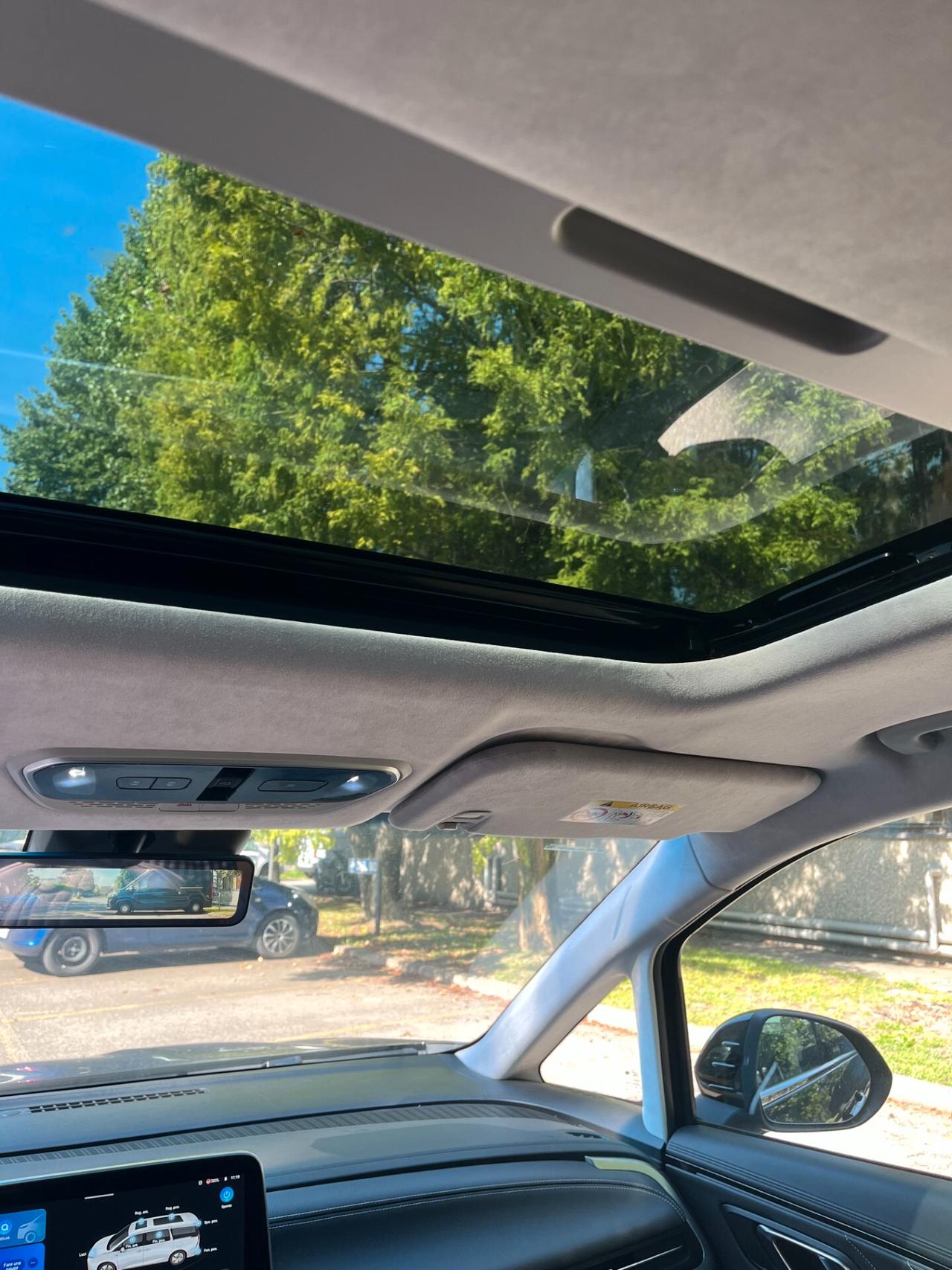 Maxus MIFA 9 Premium 90 kWh