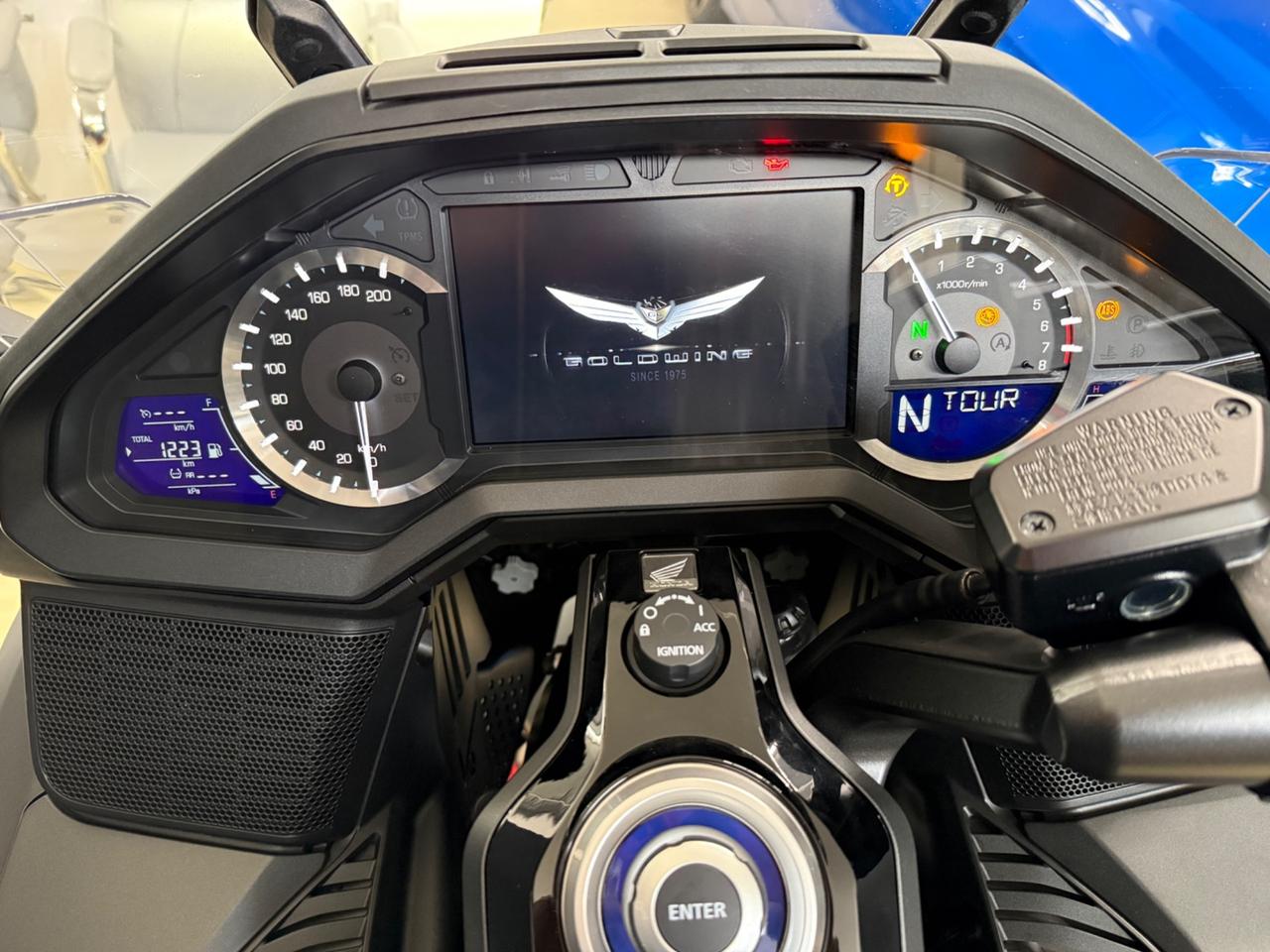 Honda GL 1800 Gold Wing Bagger 50 Anniversary