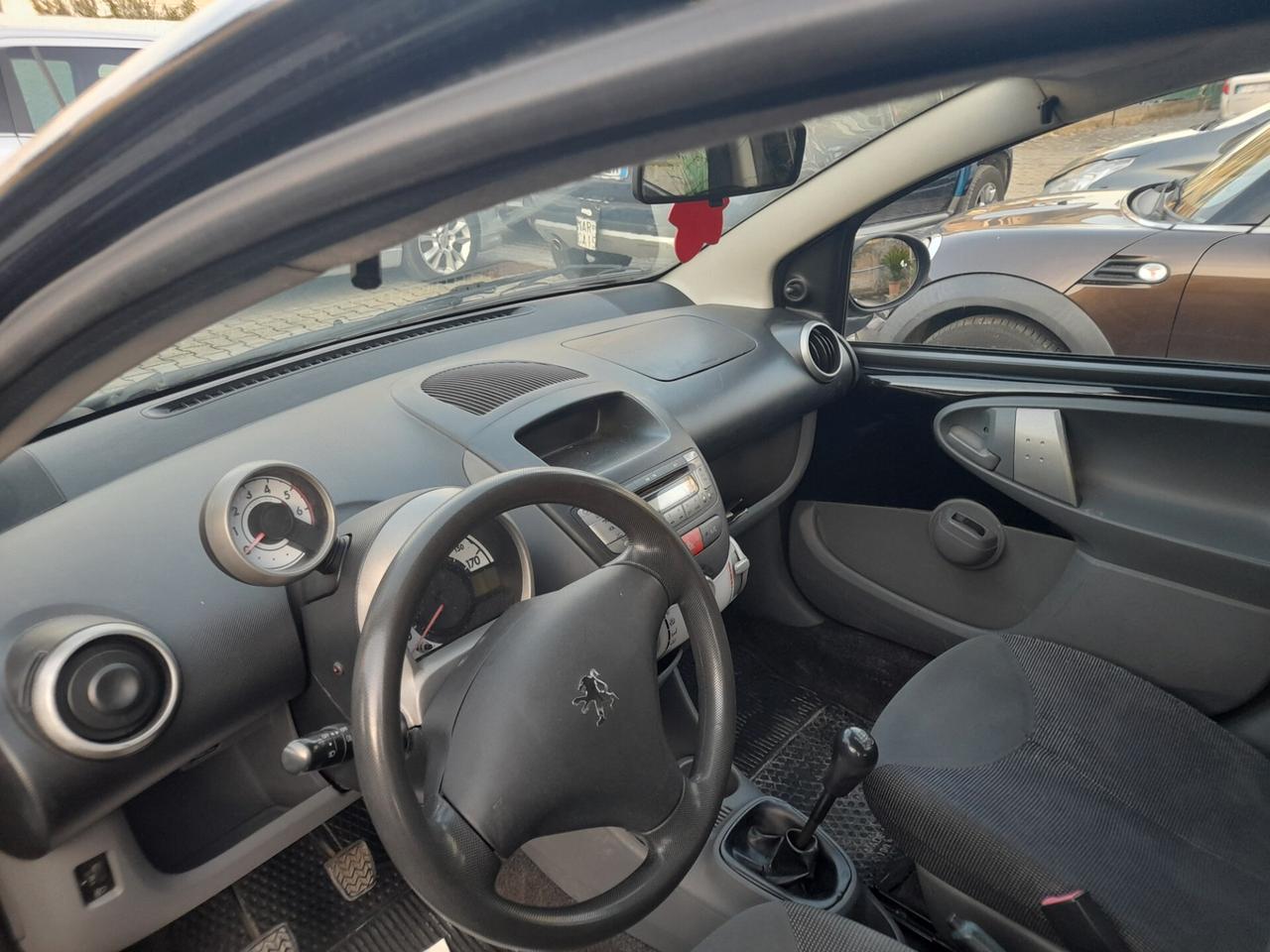 Peugeot 107 1.4 HDi 5p. Sweet Years