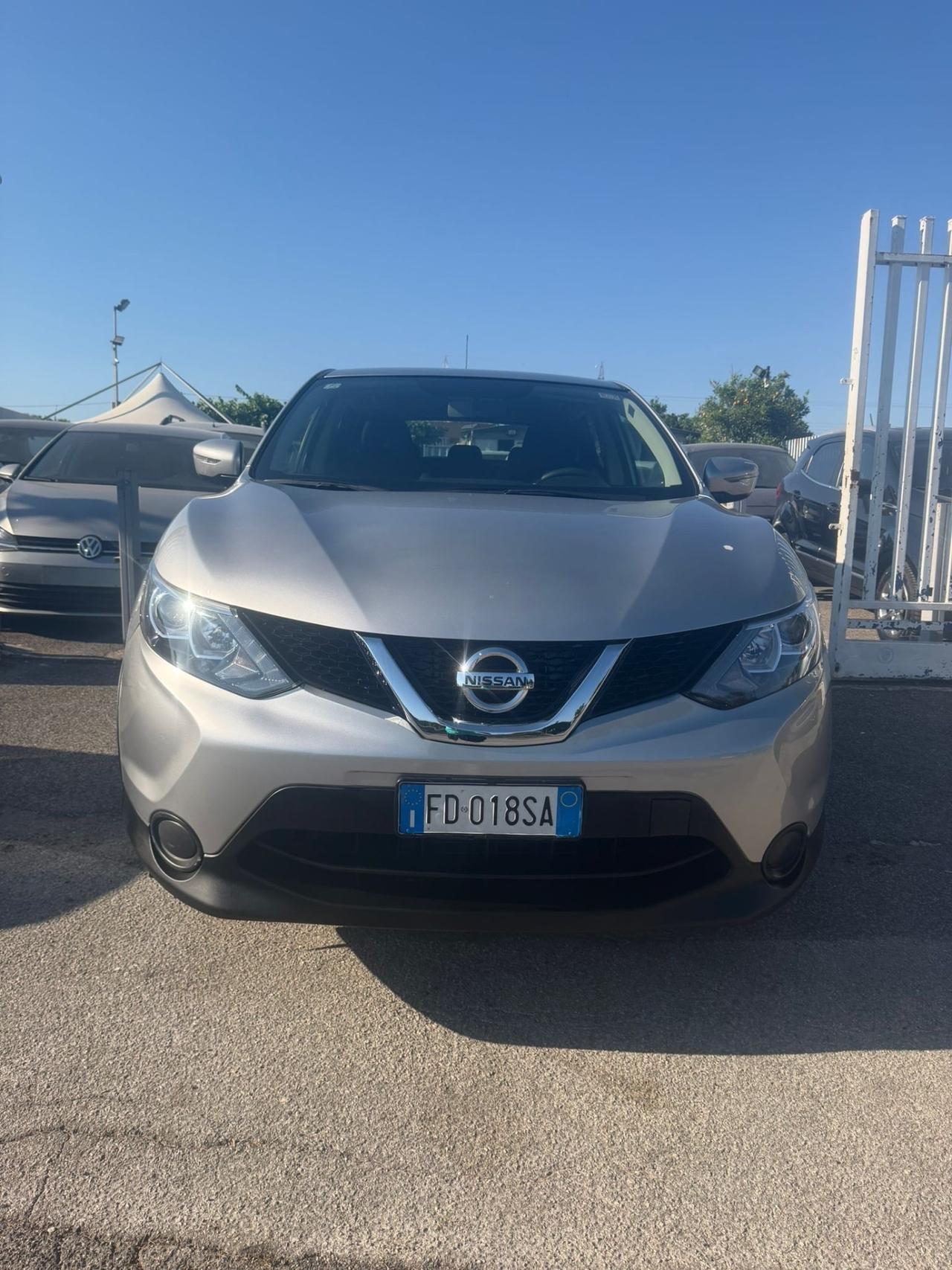 Nissan Qashqai 1.5 dCi Visia