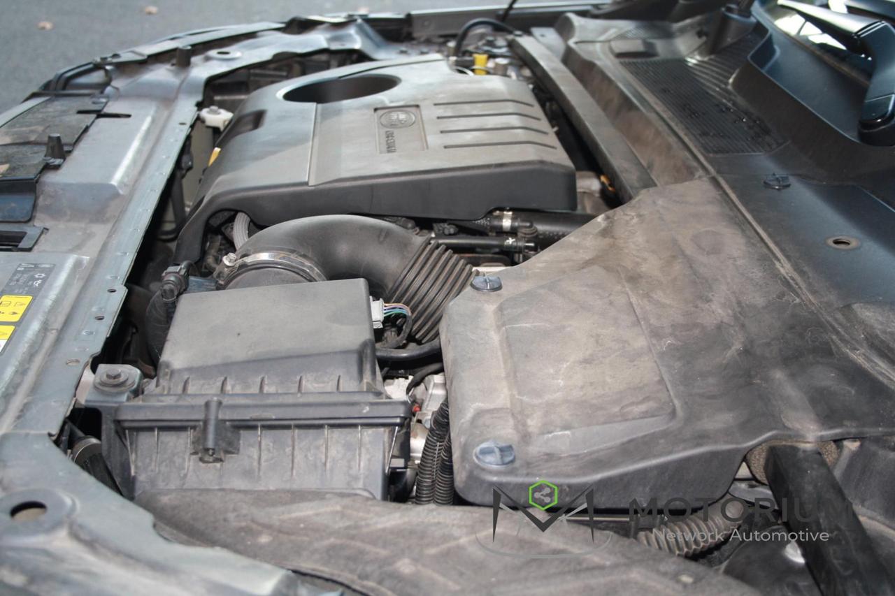 Land Rover Discovery Sport 2.0 TD4 150 CV Pure AWD Automatic