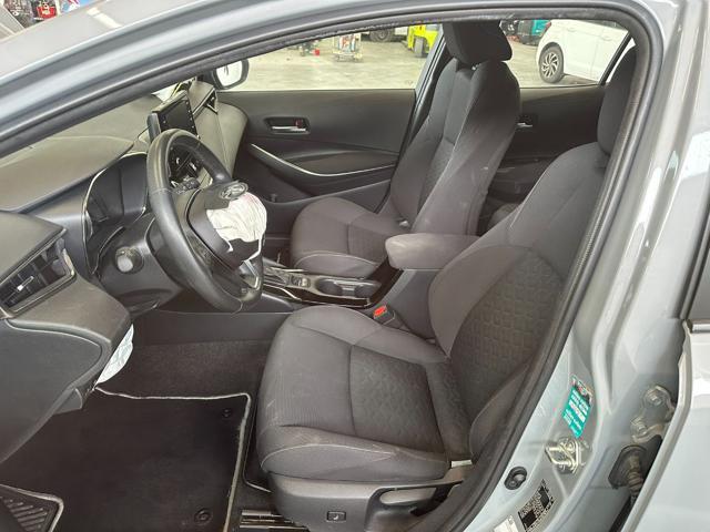 TOYOTA Corolla 1.8 HYBRID STYLE