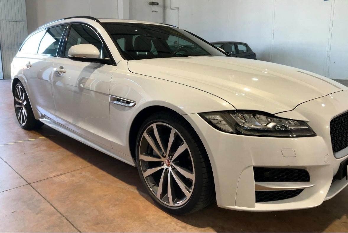 Jaguar XF Sportbrake 2.0 D 180 CV AWD aut. R-Sport-ENTRA