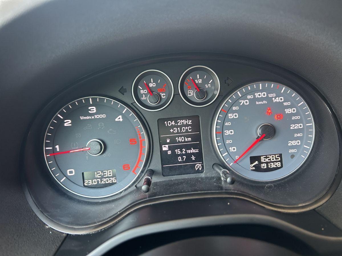 AUDI - A3 Sportback - 1.6 TDI 105 F.AP. S LINE