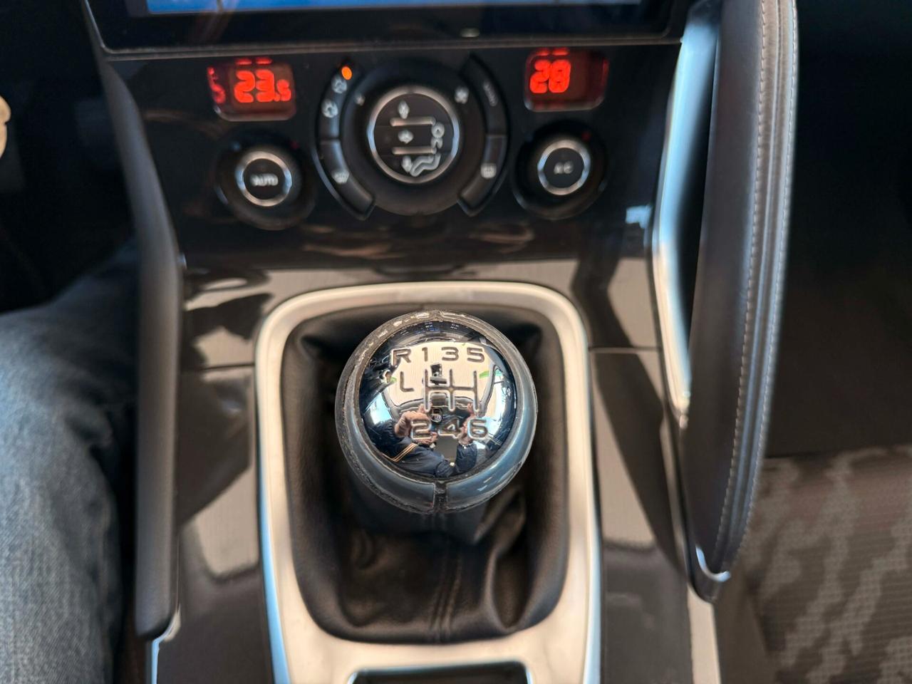 Peugeot 3008 1.6 HDi 112CV Tecno