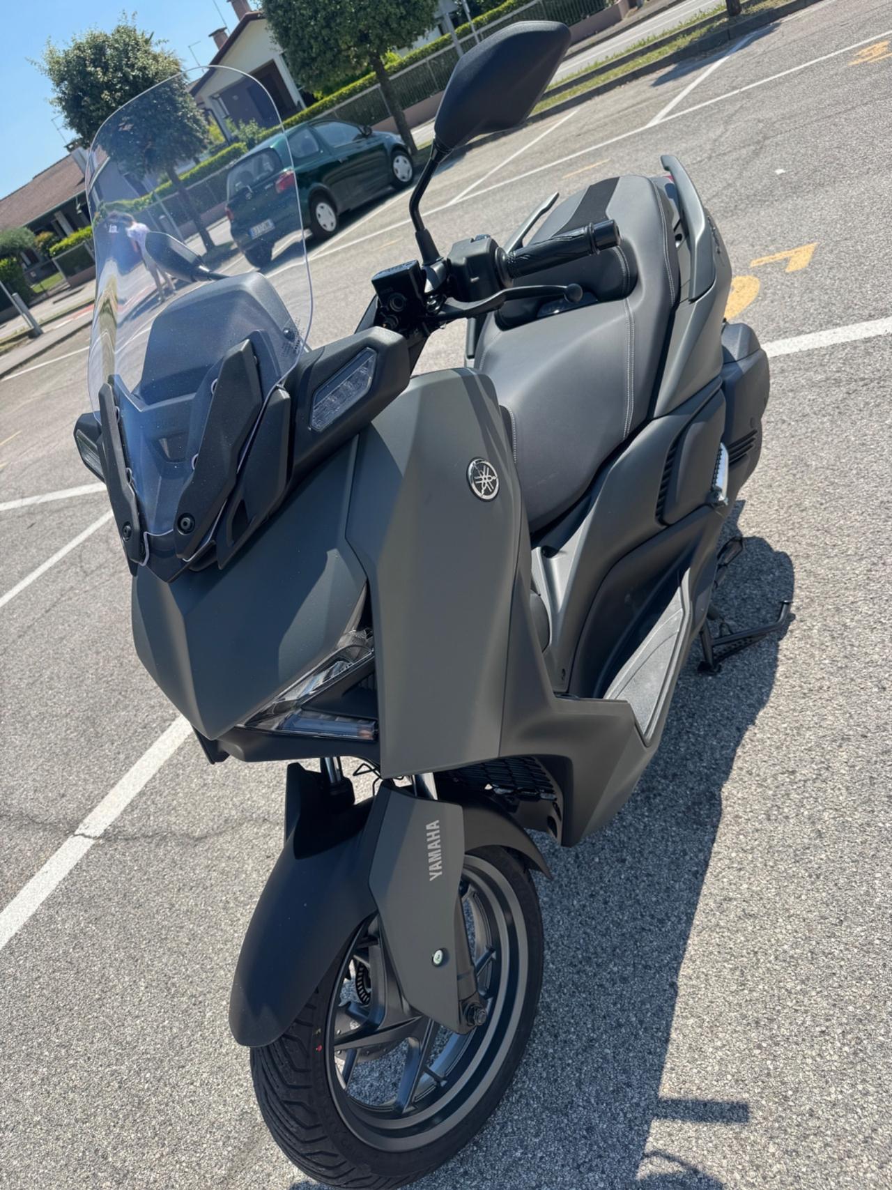 Yamaha X-Max 300 Tech