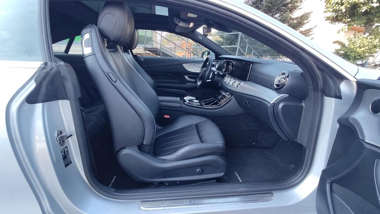 Mercedes-benz E 220 d Auto Premium AMG Coupé