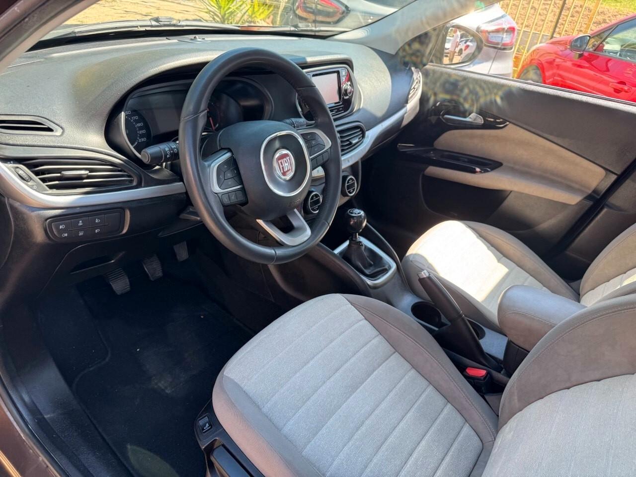 Fiat Tipo 1.6 2017