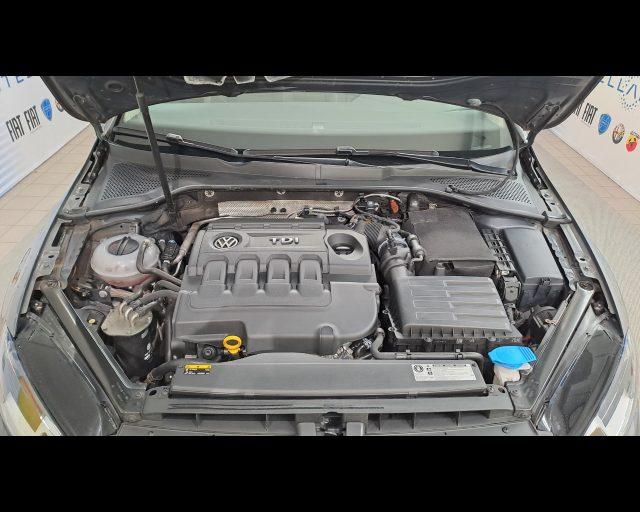 VOLKSWAGEN Golf 5p 2.0 tdi Highline Executive 150cv E6