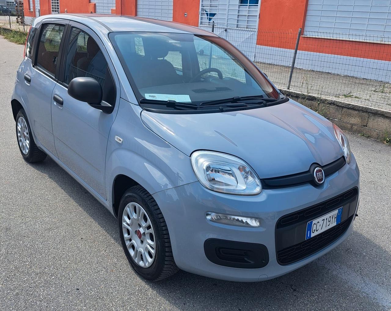 Fiat Panda 1.2 Easy NESSUN VINCOLO DI FINANZIAMENTO O ASSICURAZIONI