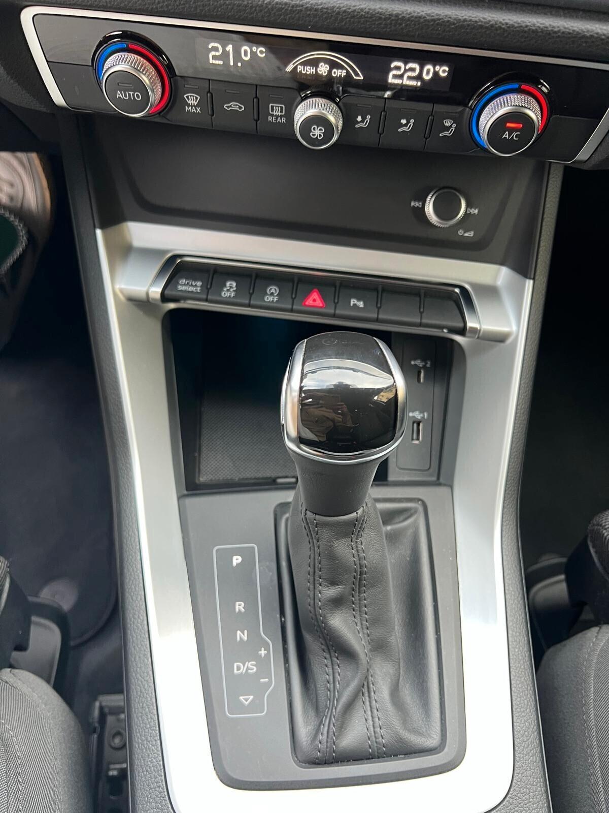 AUDI Q3 SPB 40 TDI quattro STRONIC SLINE EDITION