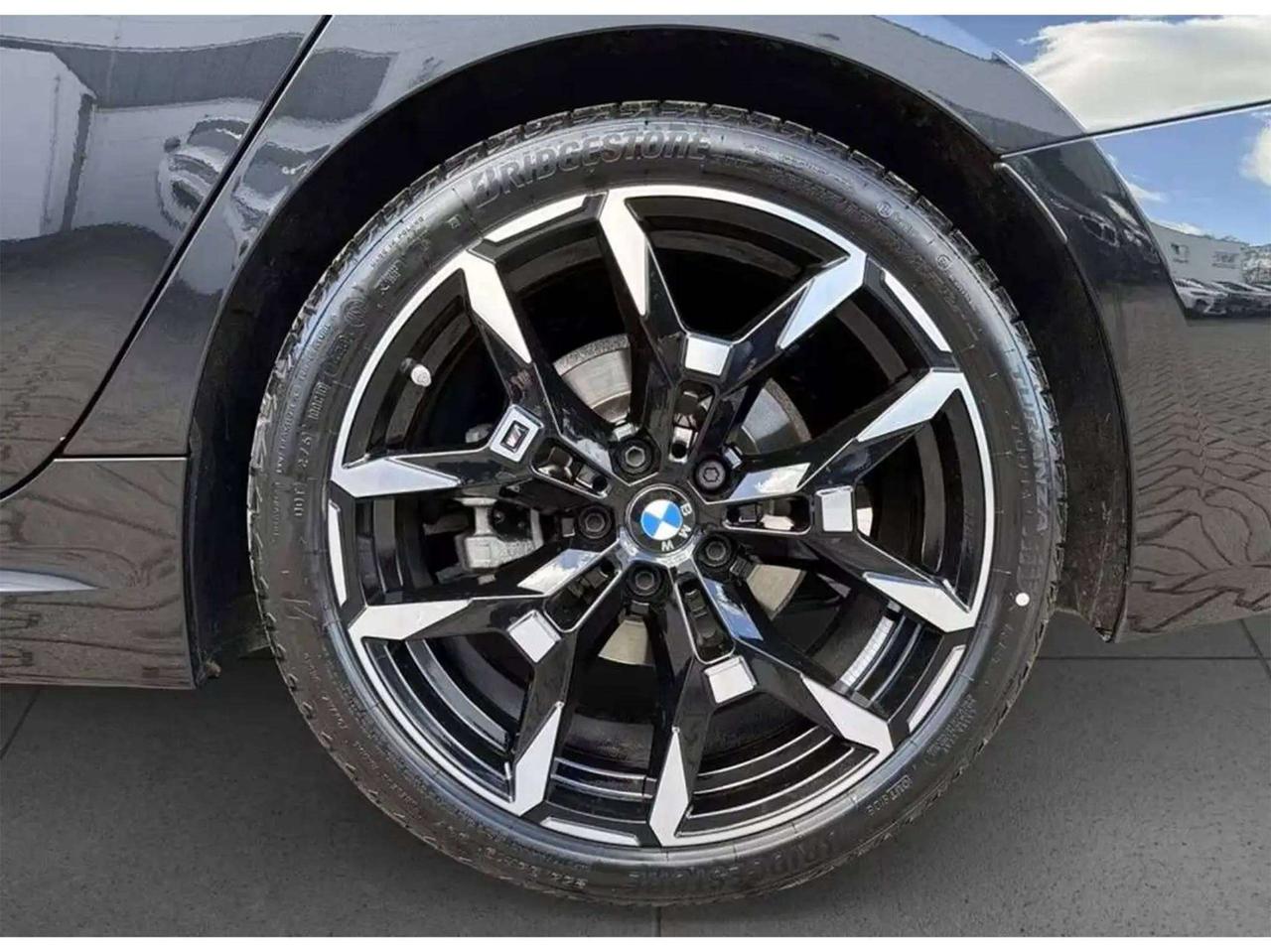 BMW 320 320d xDrive Touring mhev 48V Msport/H-Up/360°/19"