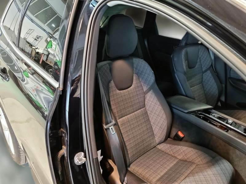 VOLVO XC60 B4 D AWD automatico Core