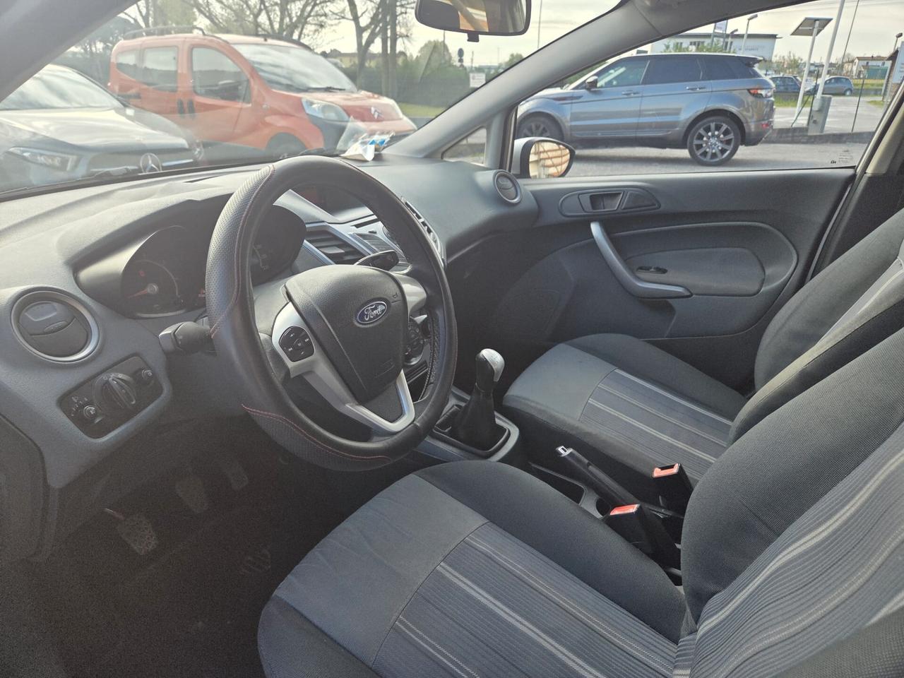 Ford Fiesta 1.2 82 CV 5 porte Titanium