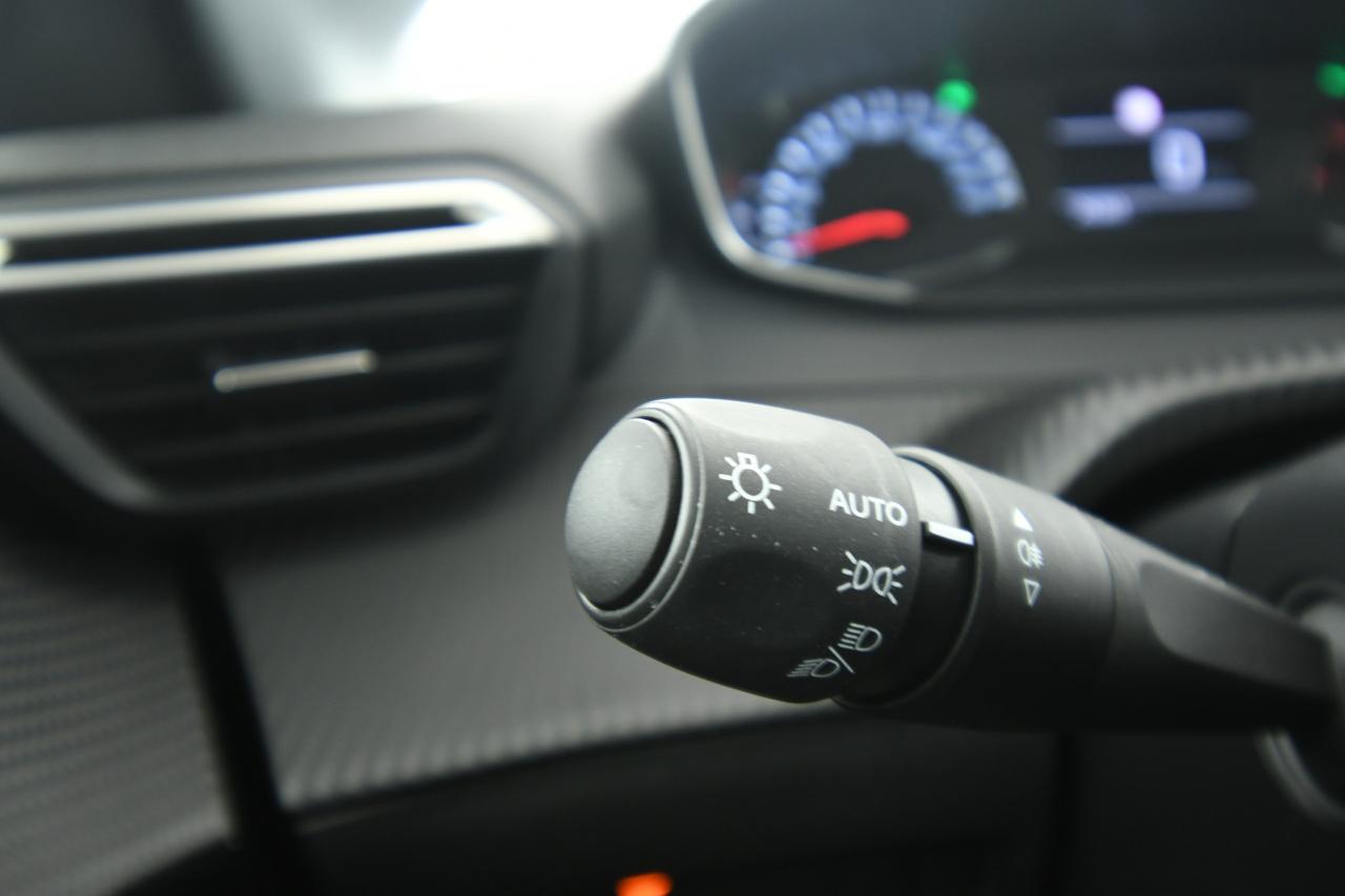 PEUGEOT 208 1.2 puretech Allure s&s 75cv NEOPATENTATI+CAMERA+APP CONNECT