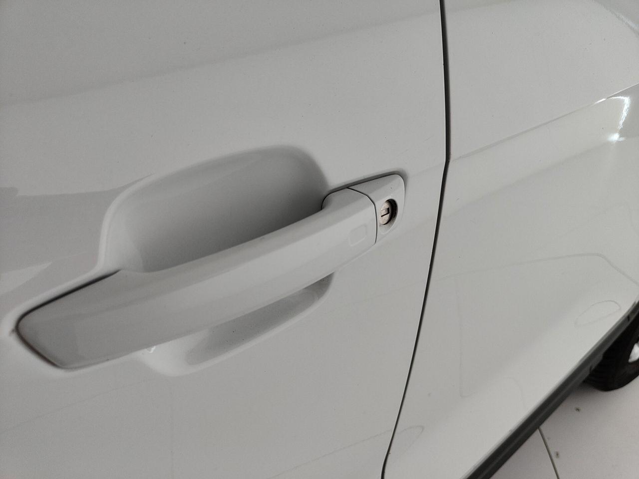 Audi Q2 30 TDI S tronic Business