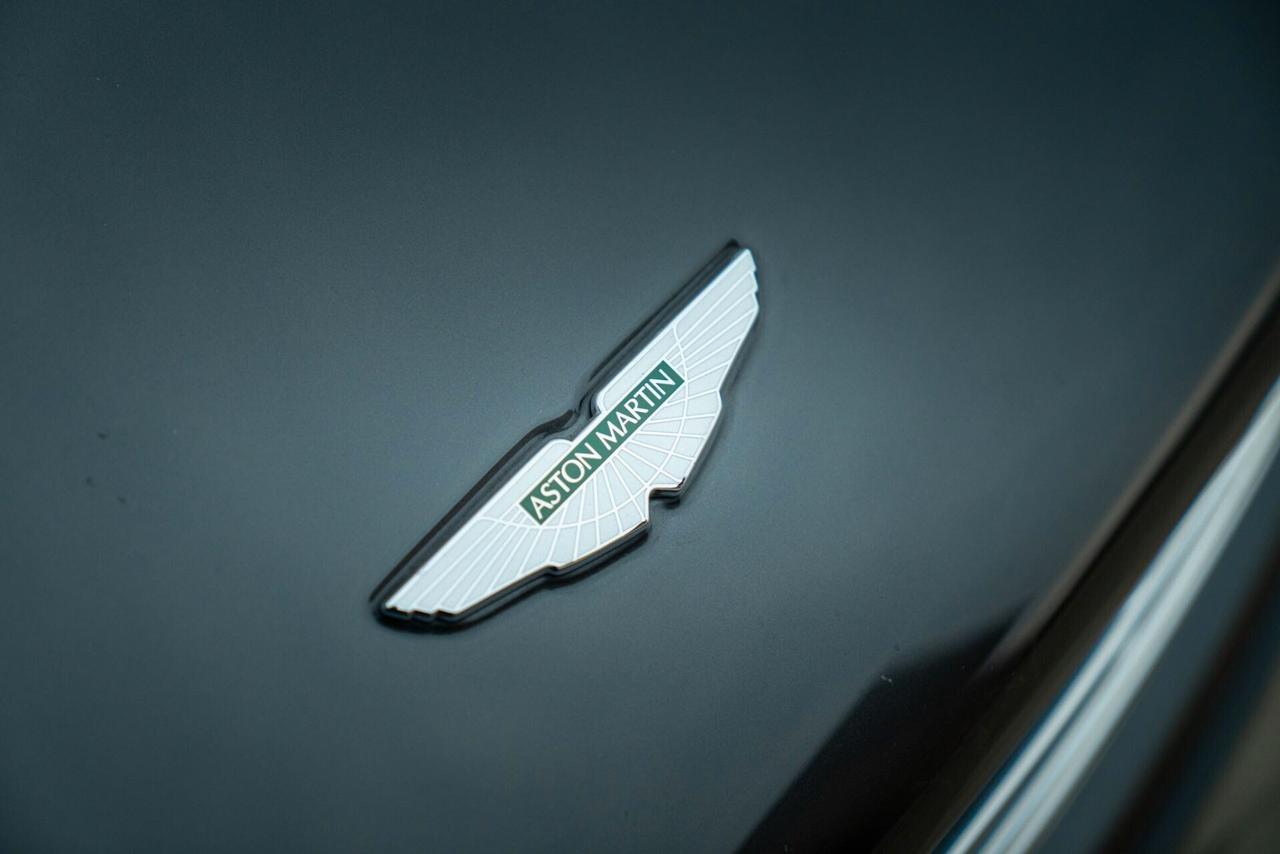 Aston Martin Rapide 4 porte