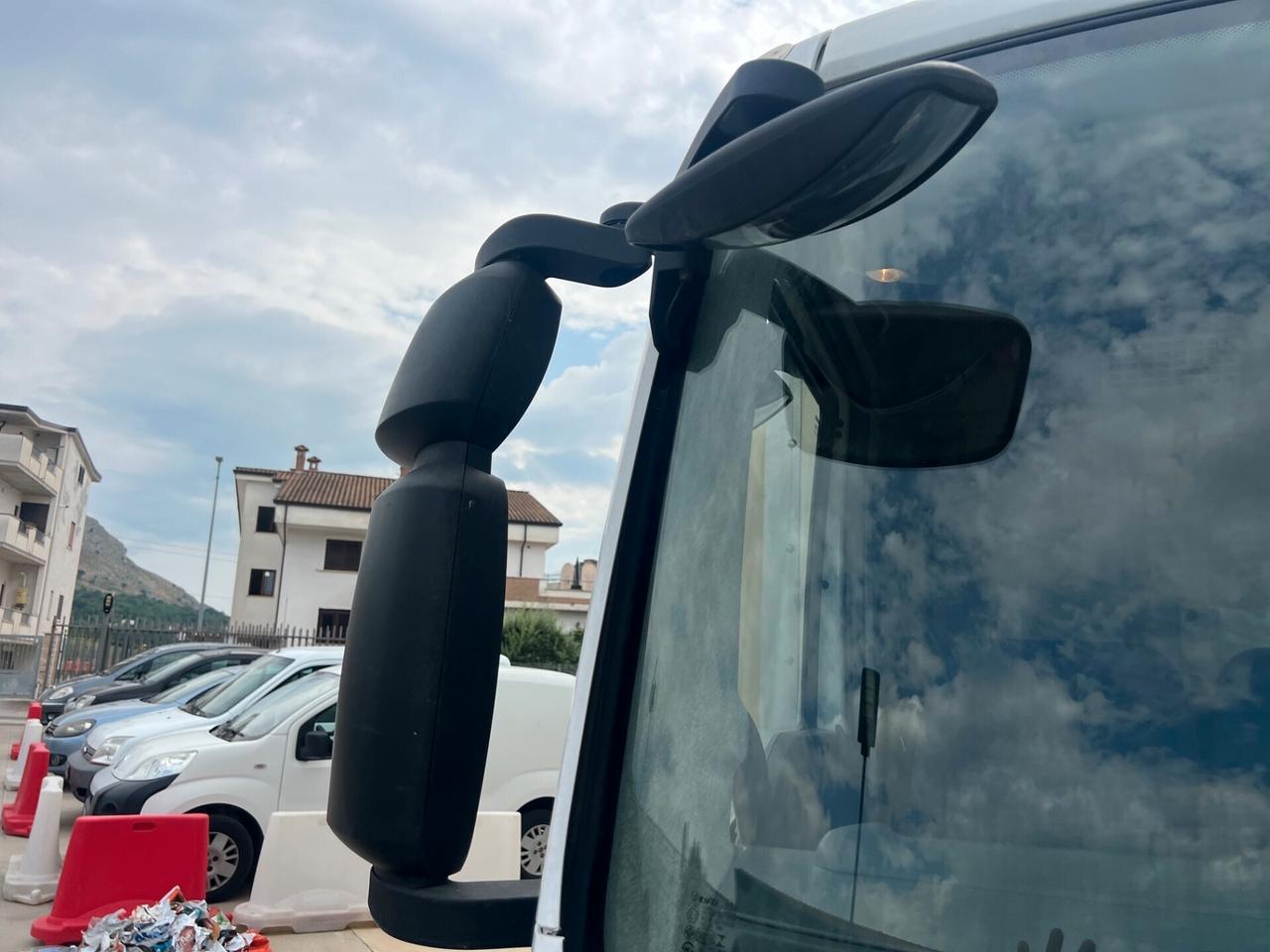 IVECO EUROCARGO 75 E 14 CON SPONDA IDRAULICA