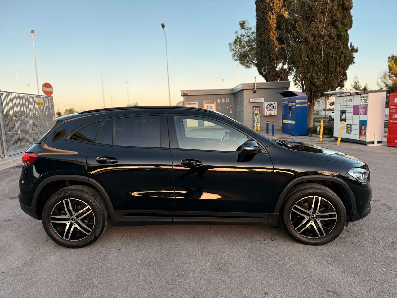 Mercedes-benz GLA 200 d Automatic Sport Plus TOTAL BLACK