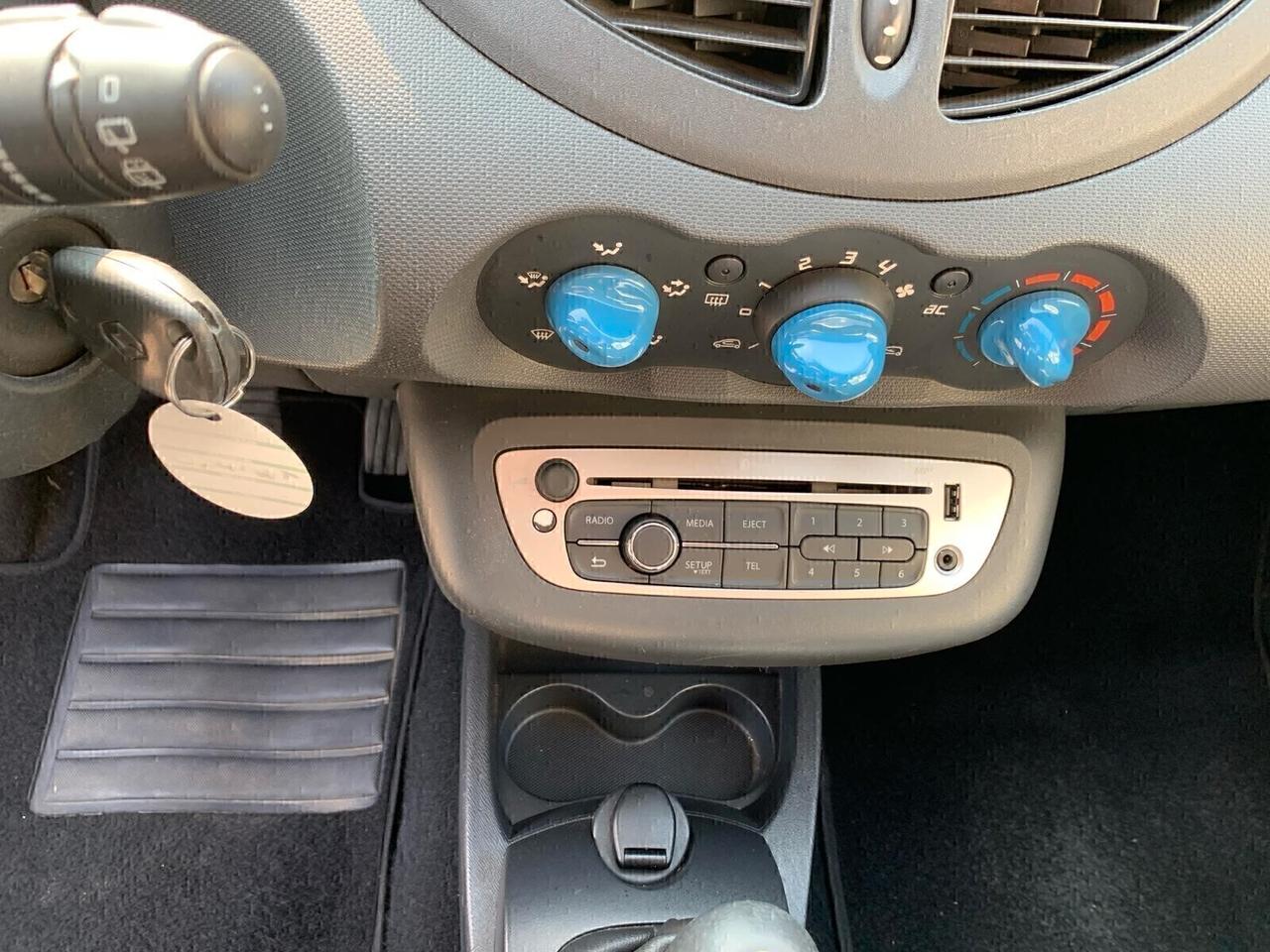 Renault Twingo 1.2 UNICO-PR. NEO-PATENTATI