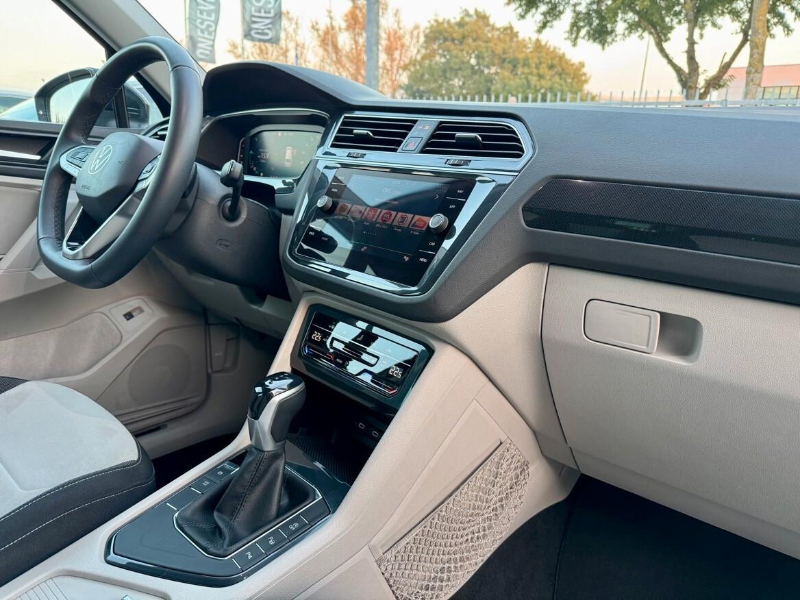 Volkswagen Tiguan 2.0 TDI 150 CV SCR DSG Elegance