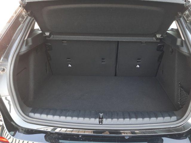 BMW 116 i 5p. Business Advantage Aut.