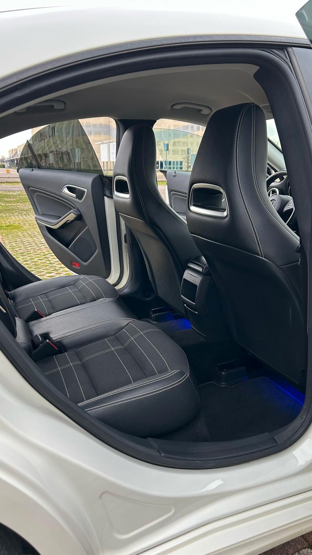 Mercedes-benz CLA 180 CLA 220 CDI Automatic Sport