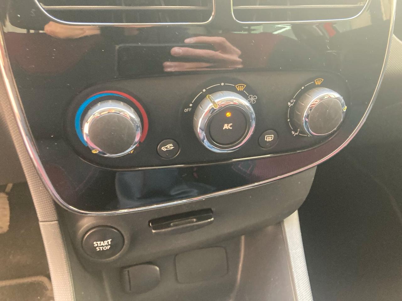 Renault Clio 1.5 dCi - X NEOPATENTATI - 2014