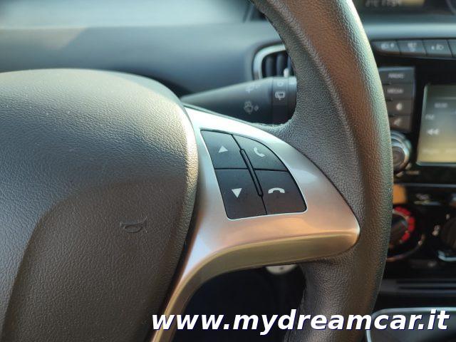 LANCIA Ypsilon 1.2 69 CV 5 porte Platinum