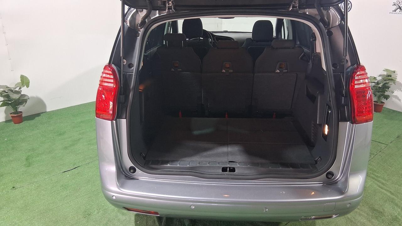 Peugeot 5008 Allure 7 posti 1.6 120cv anno 2015