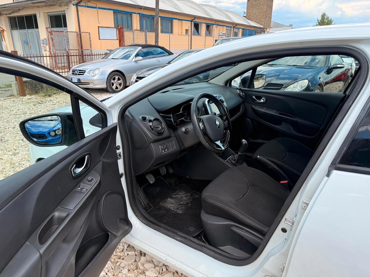 Renault Clio 1.2 75CV 5 porte Life