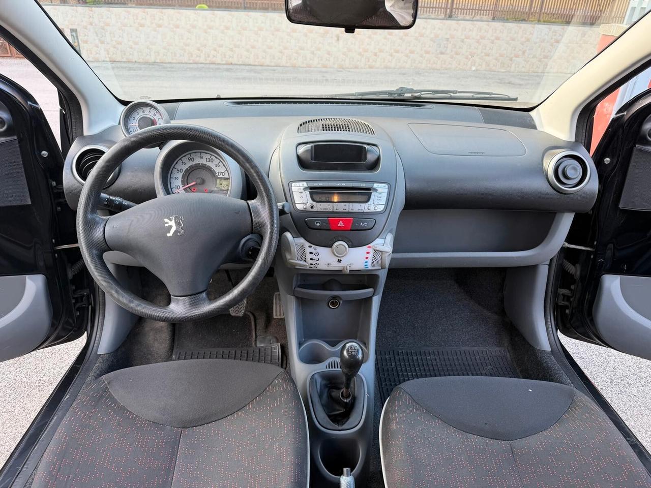 Peugeot 107 1.0 68CV 5p. Sweet Years