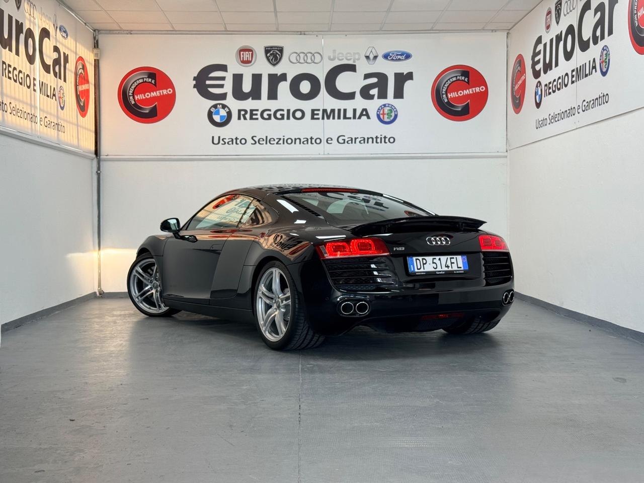 Audi R8 4.2 V8 420CV FSI quattro R tronic 04/2008