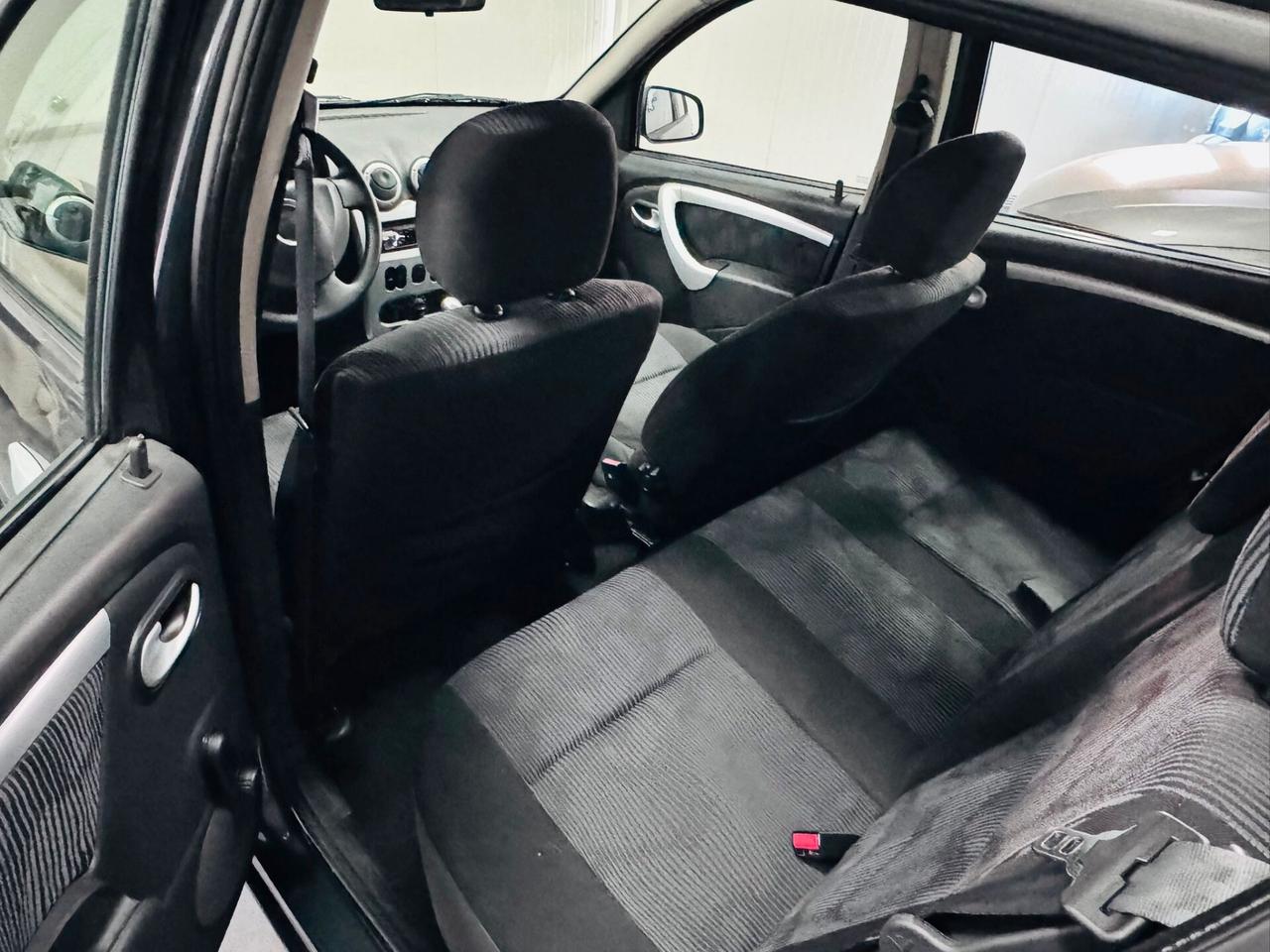 Dacia Sandero 1.4 8V GPL Ambiance