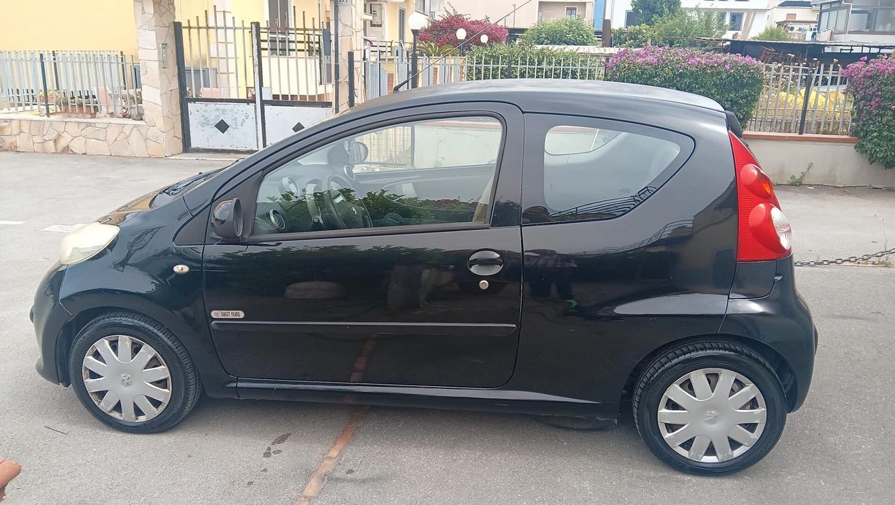 Peugeot 107 1.0 68CV 3p. Sweet Years
