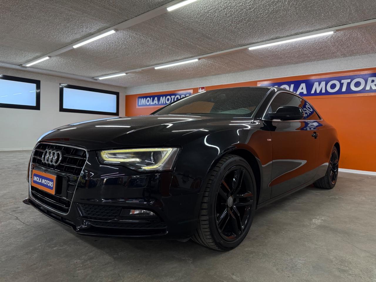 Audi A5 Coupé 2.0 TDI 177 CV S-line Total Black