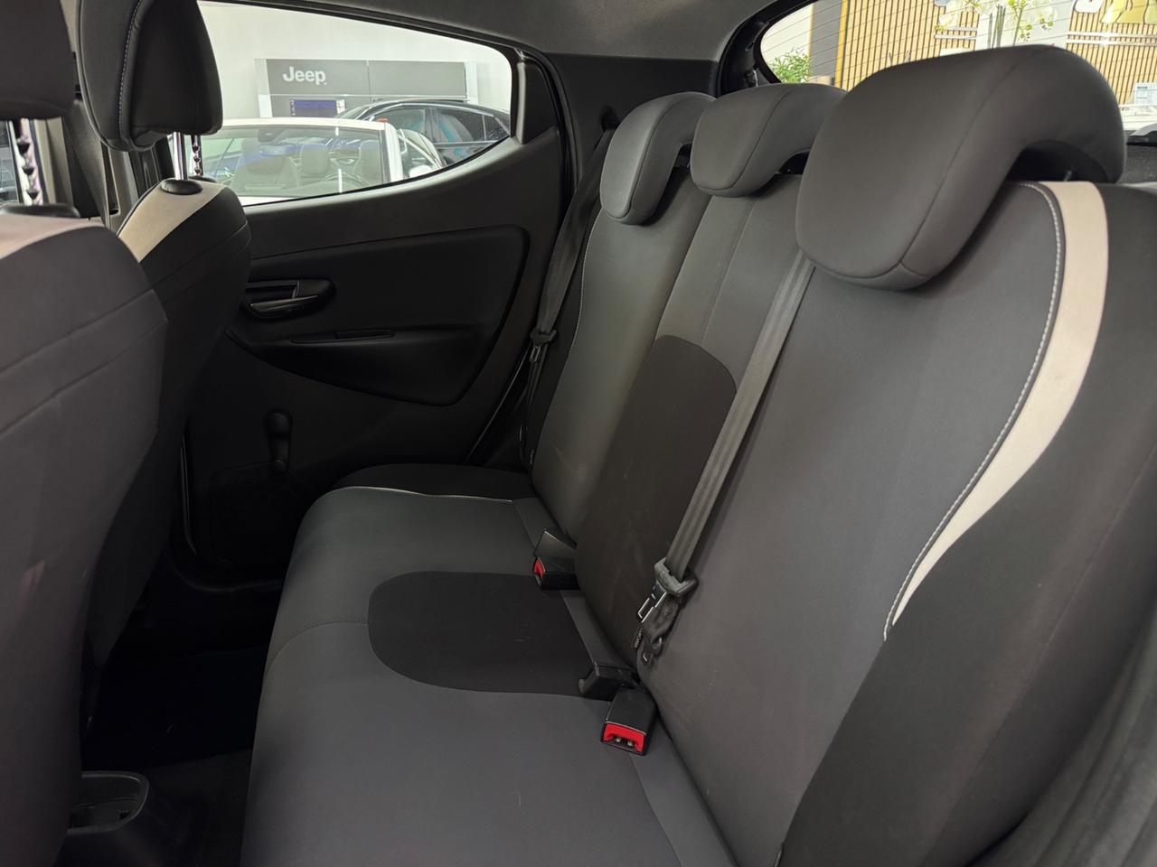 Lancia Ypsilon 1.2 69 CV 5 GPL Platinum