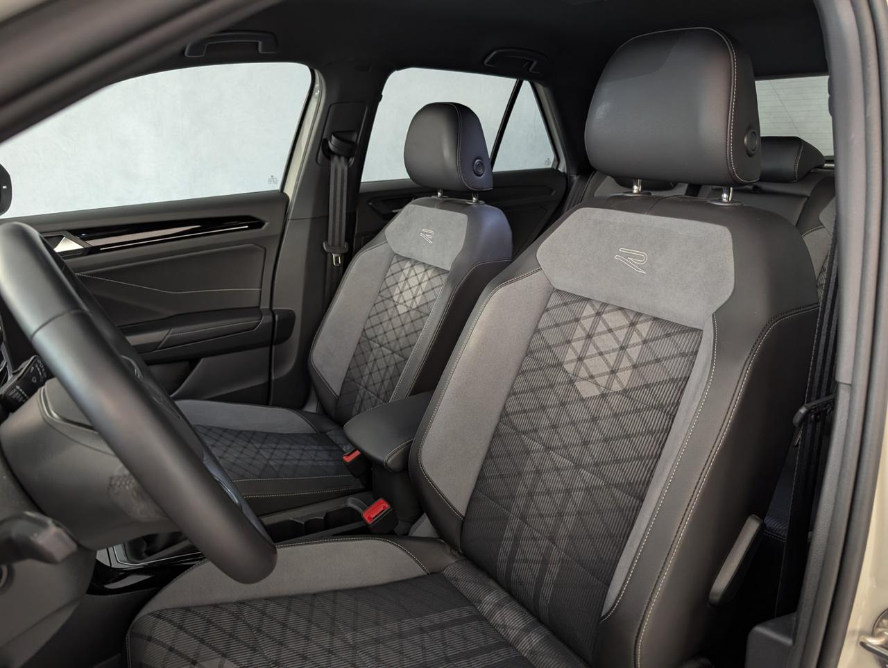 Volkswagen t-roc 1.0 TSI 110cv R-Line